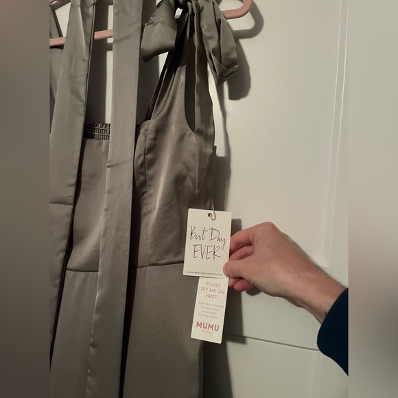 Show Me Your MUMU. NWT. Claire Midi Dress. Size Large. Color is green. - Picture 8 of 8